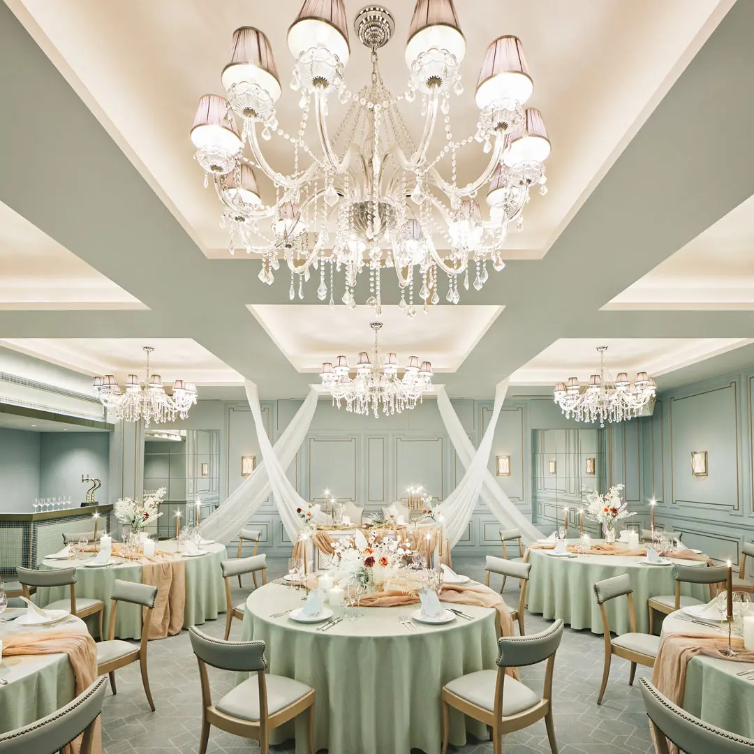 「見て・着て・食べて」初見学でも結婚式が具体的にわかるリン スクエアの相談会＊