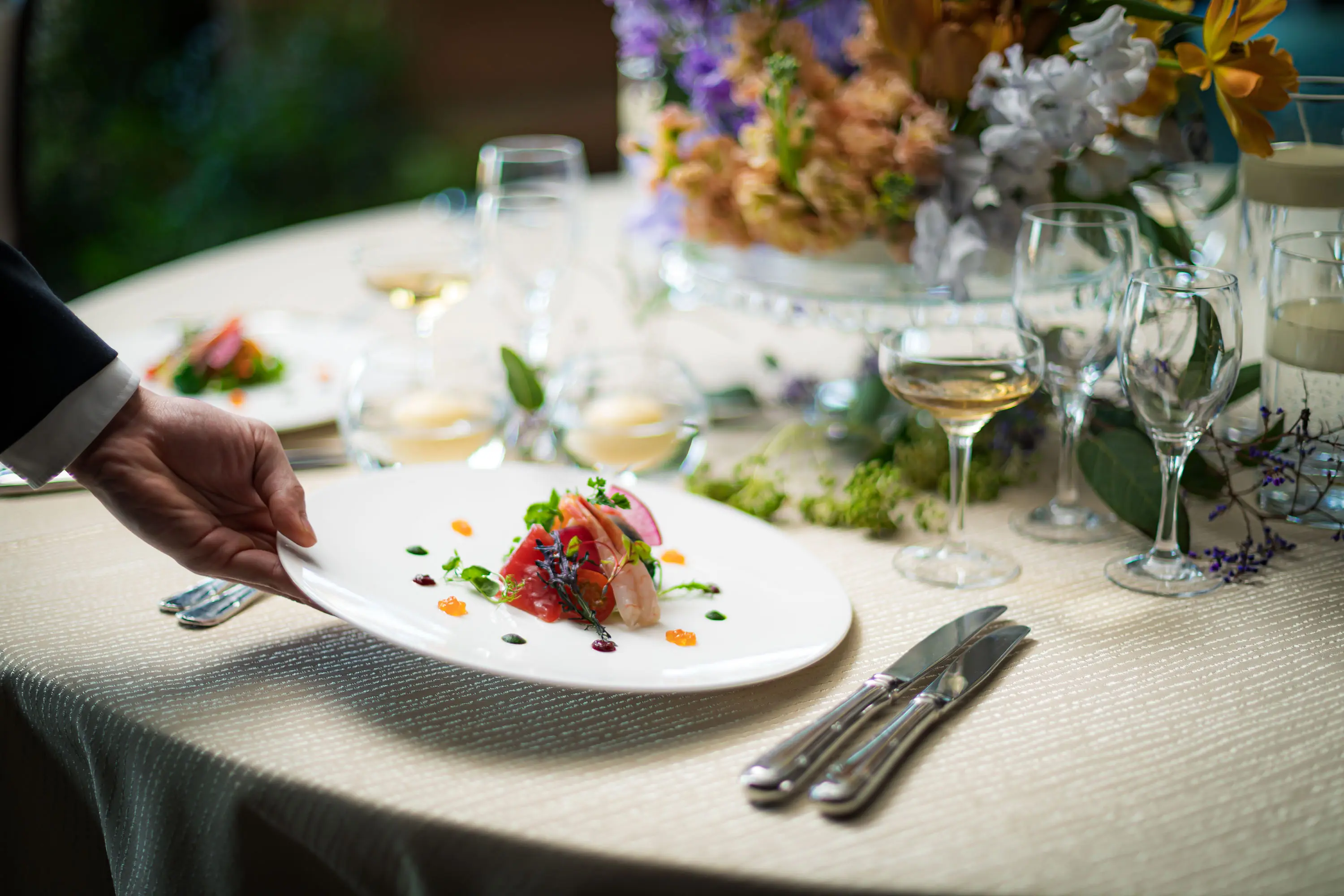 【平日限定のフェア】シェフこだわりの絶品[無料試食]＆和装試着付＼さらにお得な成約特典も満載！／