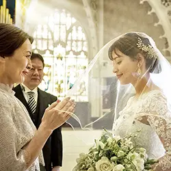 ふたりの衣裳が24.2万円の定額着放題でお得♪感動挙式体験×贅沢ハーフコース試食の人気フェア