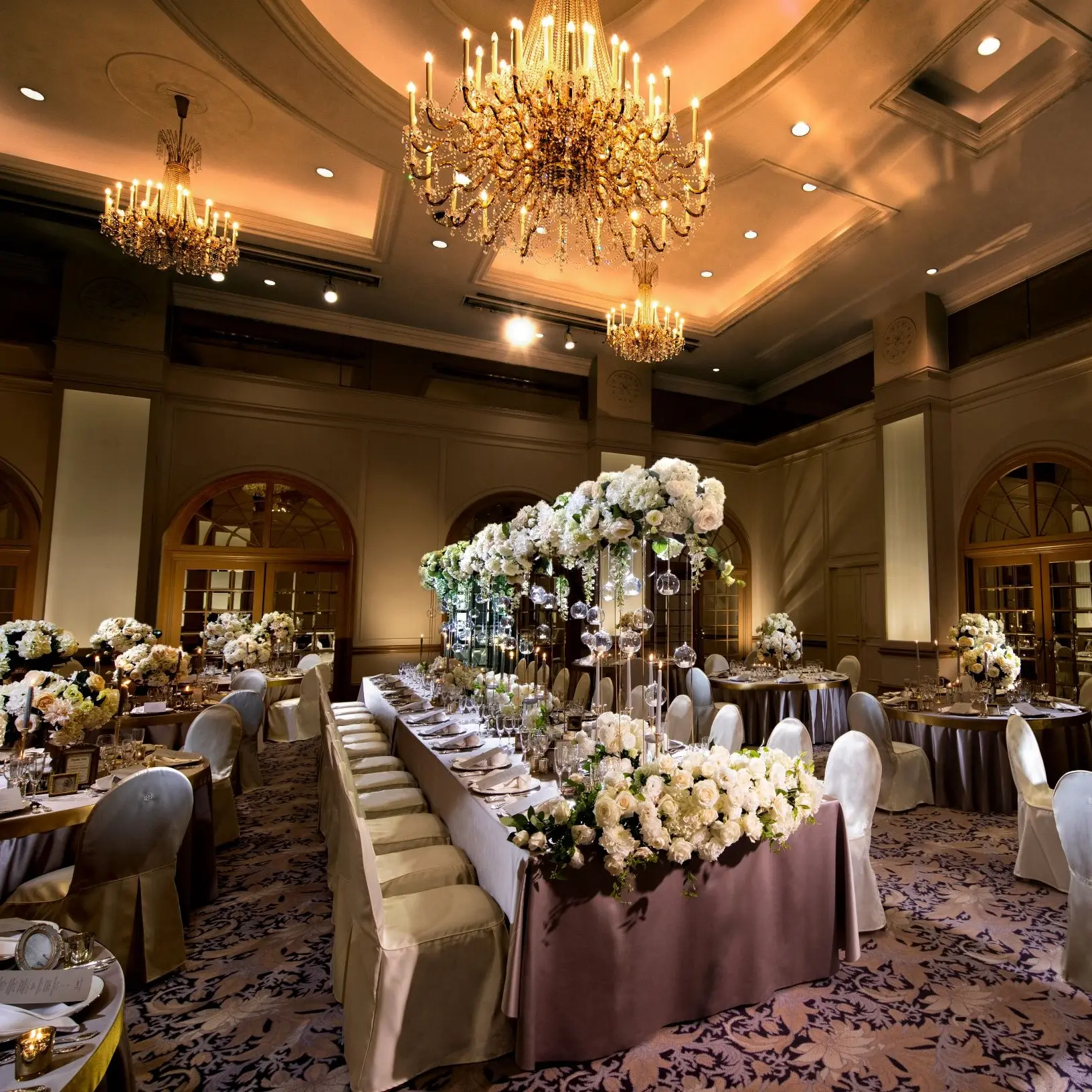 ＼遠方在住のおふたりにおすすめ／オンラインでの相談会＆お打ち合わせ対応≪都内ホテルで優雅な結婚式≫