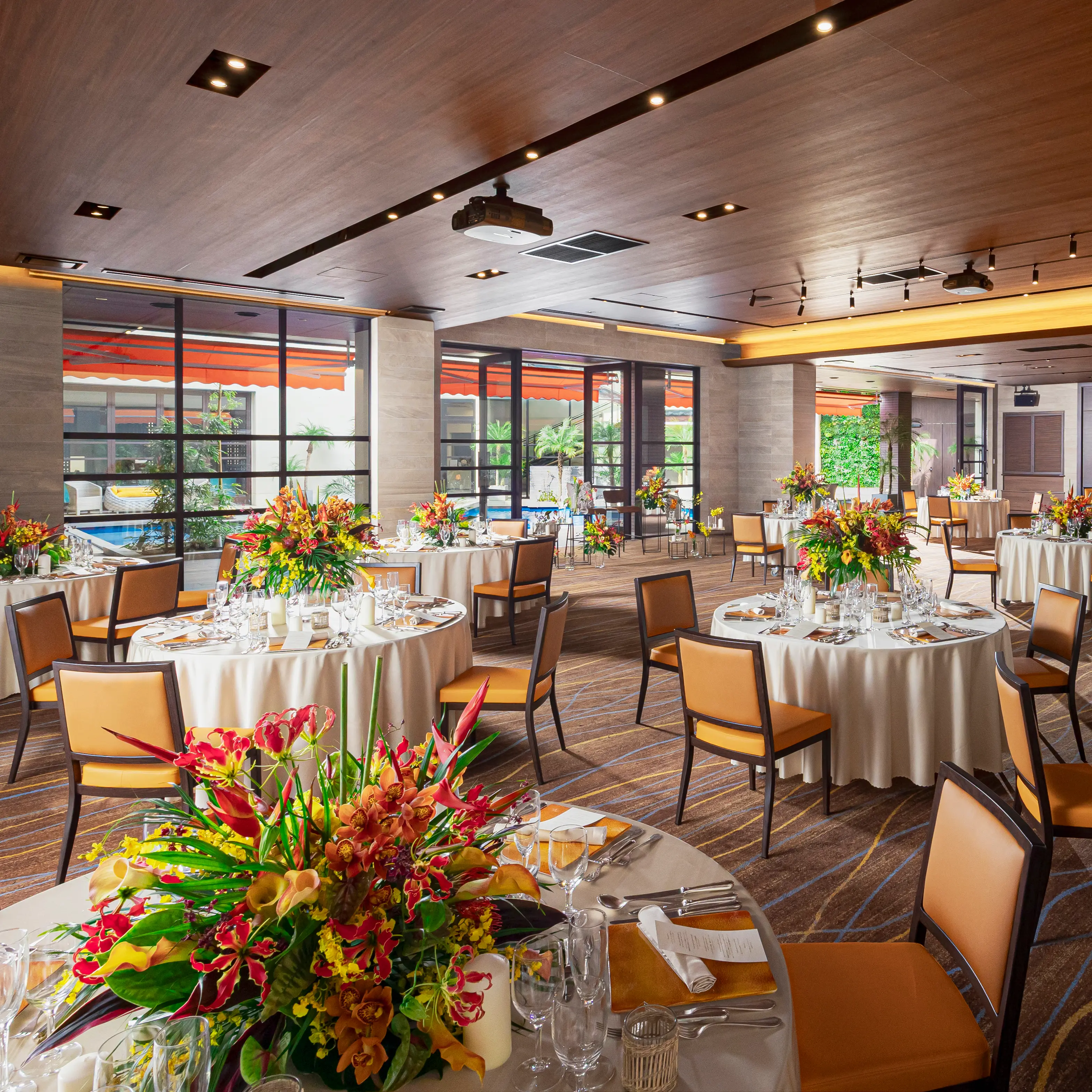 みんなのウエディングのクチコミ年間ランキングにて6年連続【第1位】を受賞⇒フェア詳細はこちら