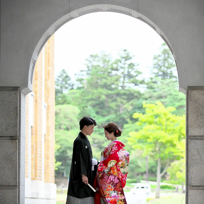 【有形文化財での上質な結婚式】歴史あるしいのき迎賓館が織りなす全てが絵になる上質空間