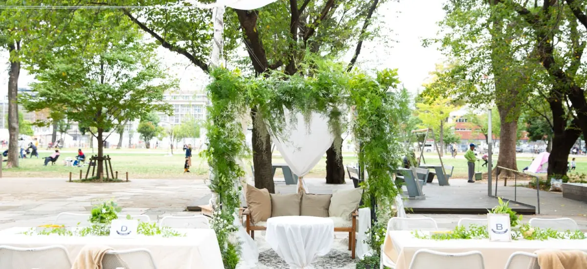 【少人数wedding】公園の緑に包まれるカジュアル婚！愛犬も参加OK＆1.5次会にも人気