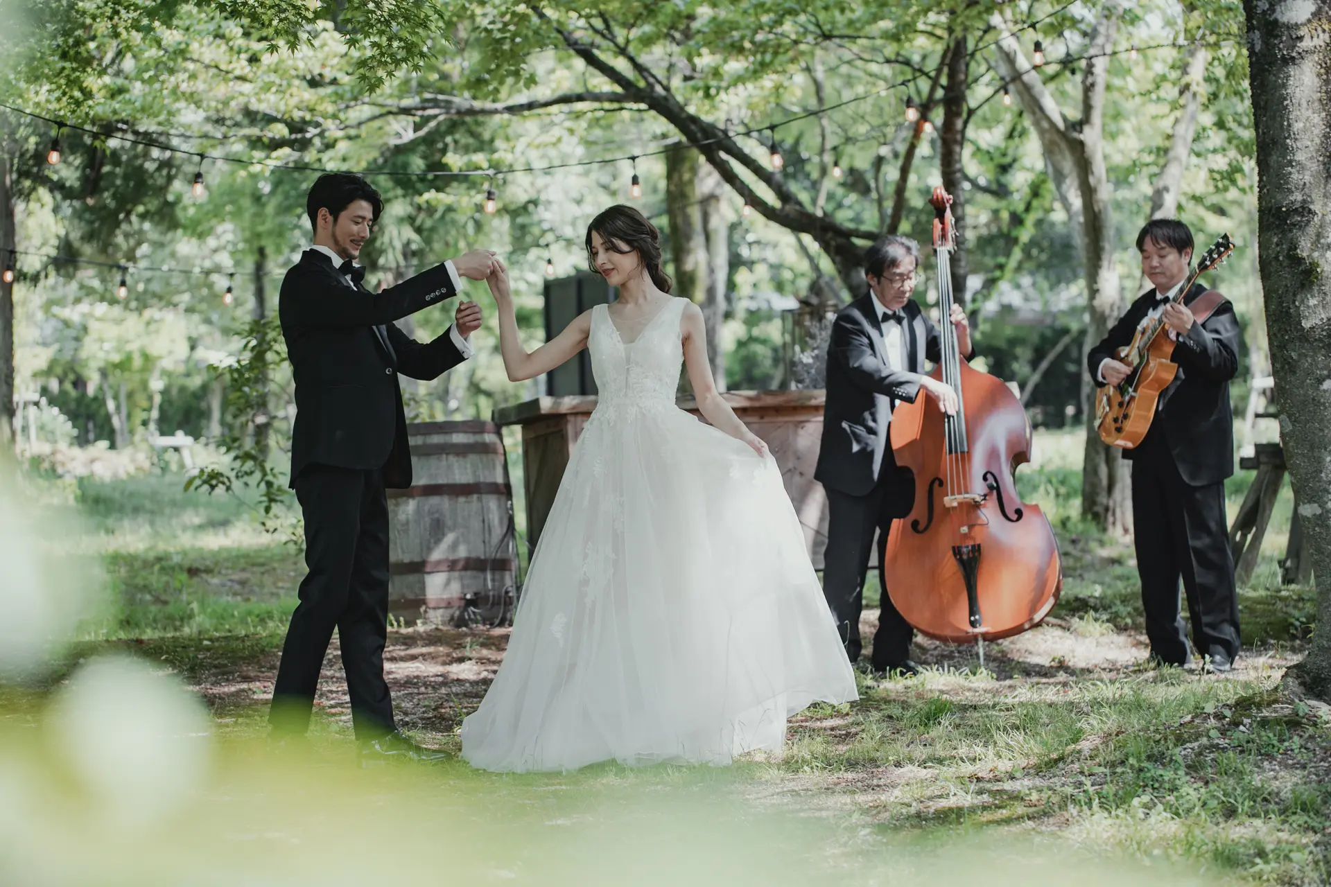 ＼憧れの屋外ウェディング／特典付きフェア毎日開催中