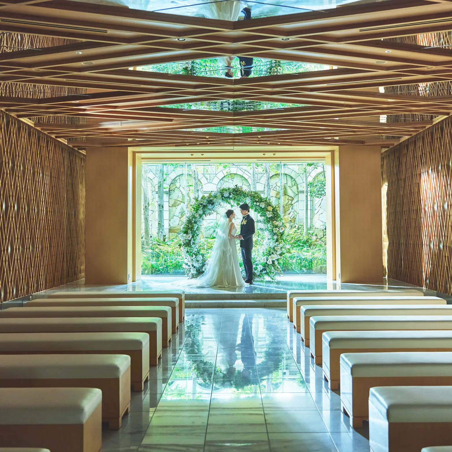 【最大155万優待＆4万試食】"ふたりらしい素敵な結婚式！"ゲストから高評価＊選べるチャペル挙式体験