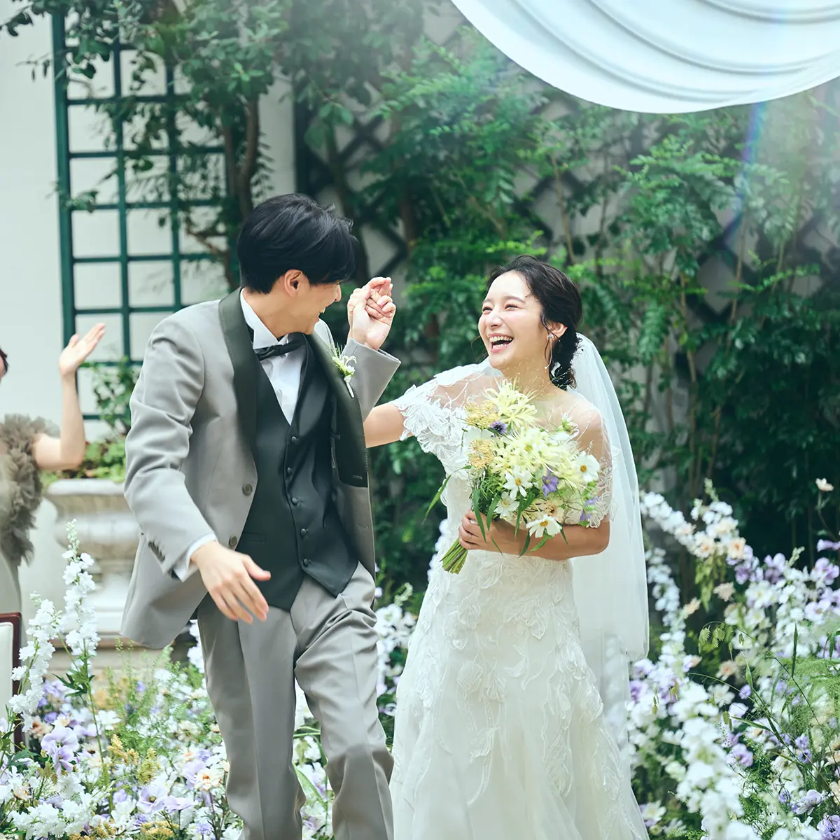 【大阪で人気No.1の結婚式場】1日貸切＆全天候型ガーデンで自由奈パーティスタイルが叶う☆彡