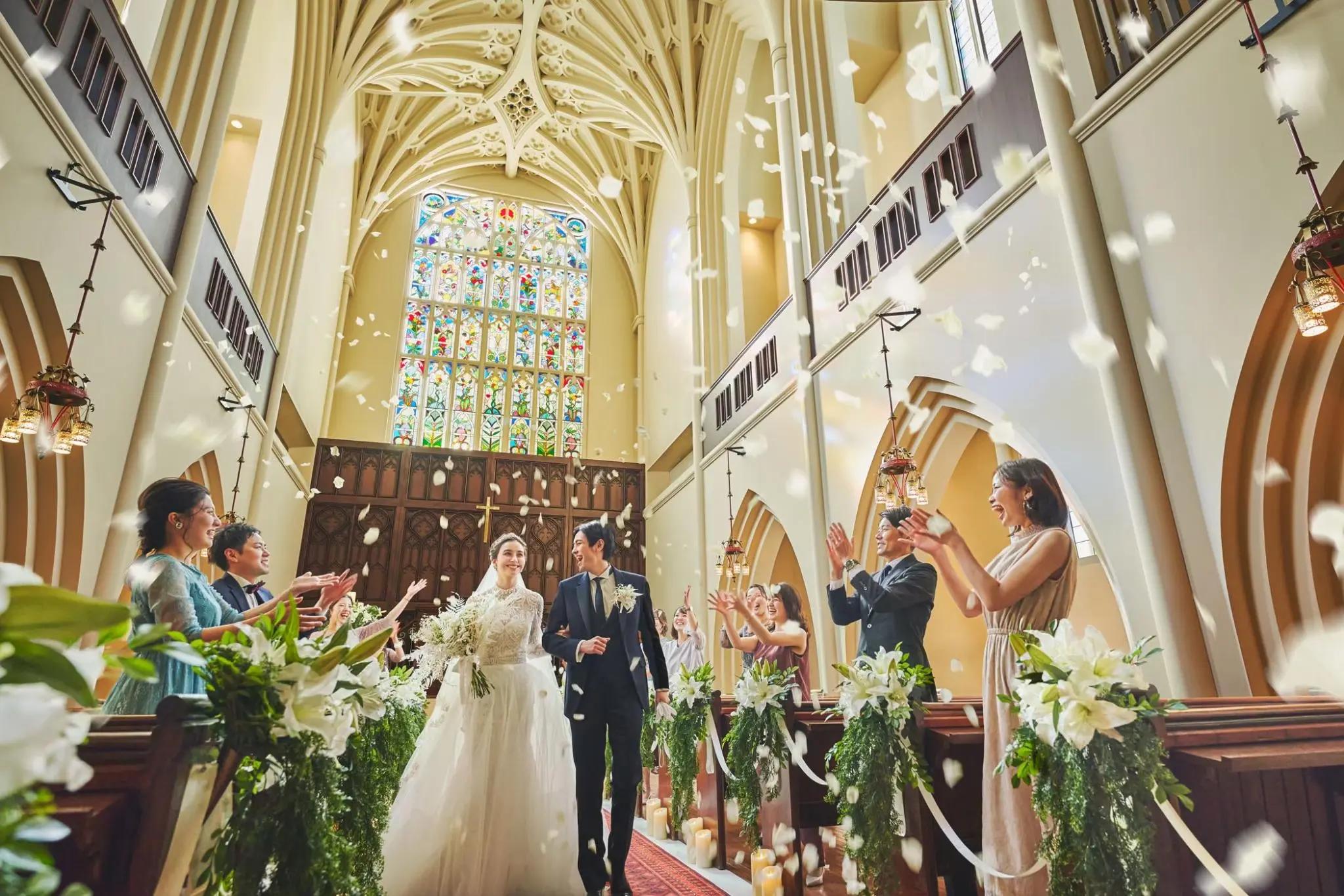 【公式HP予約が一番お得】2026年*最大級の特典*フェア★大聖堂×煌めくステンドグラス×美食体験