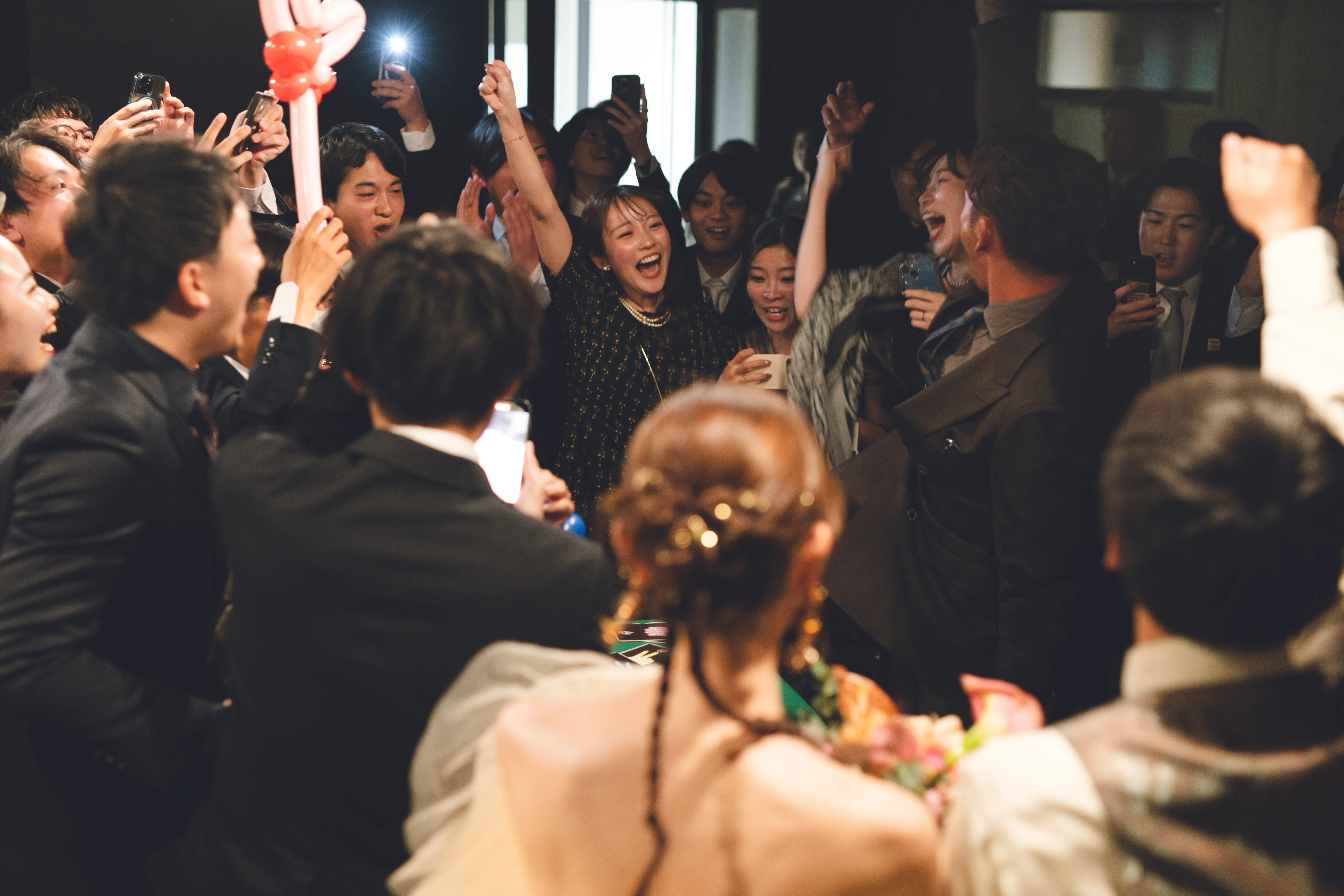 「こんな結婚式見たことない！」ゲストも驚く自由度。1日1組貸切で叶えるおふたりらしさ全開のパーティ