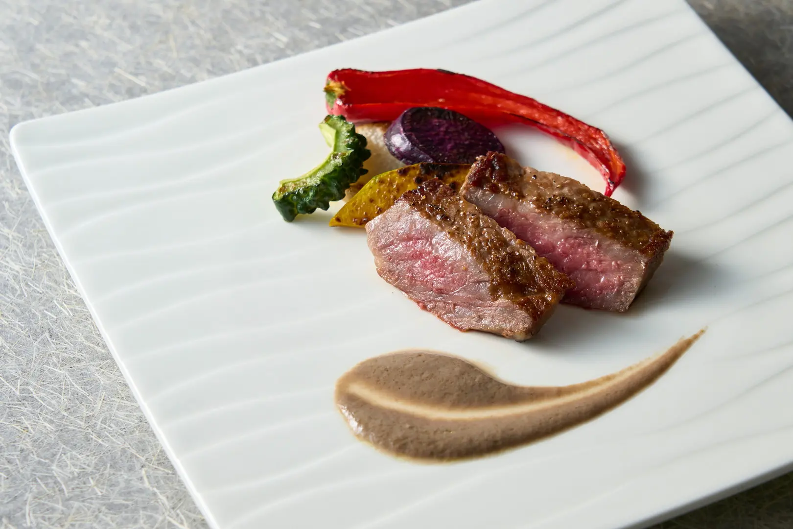 無料試食×オンザビーチの会場見学*リアル花嫁体験フェア → 予約はこちらから