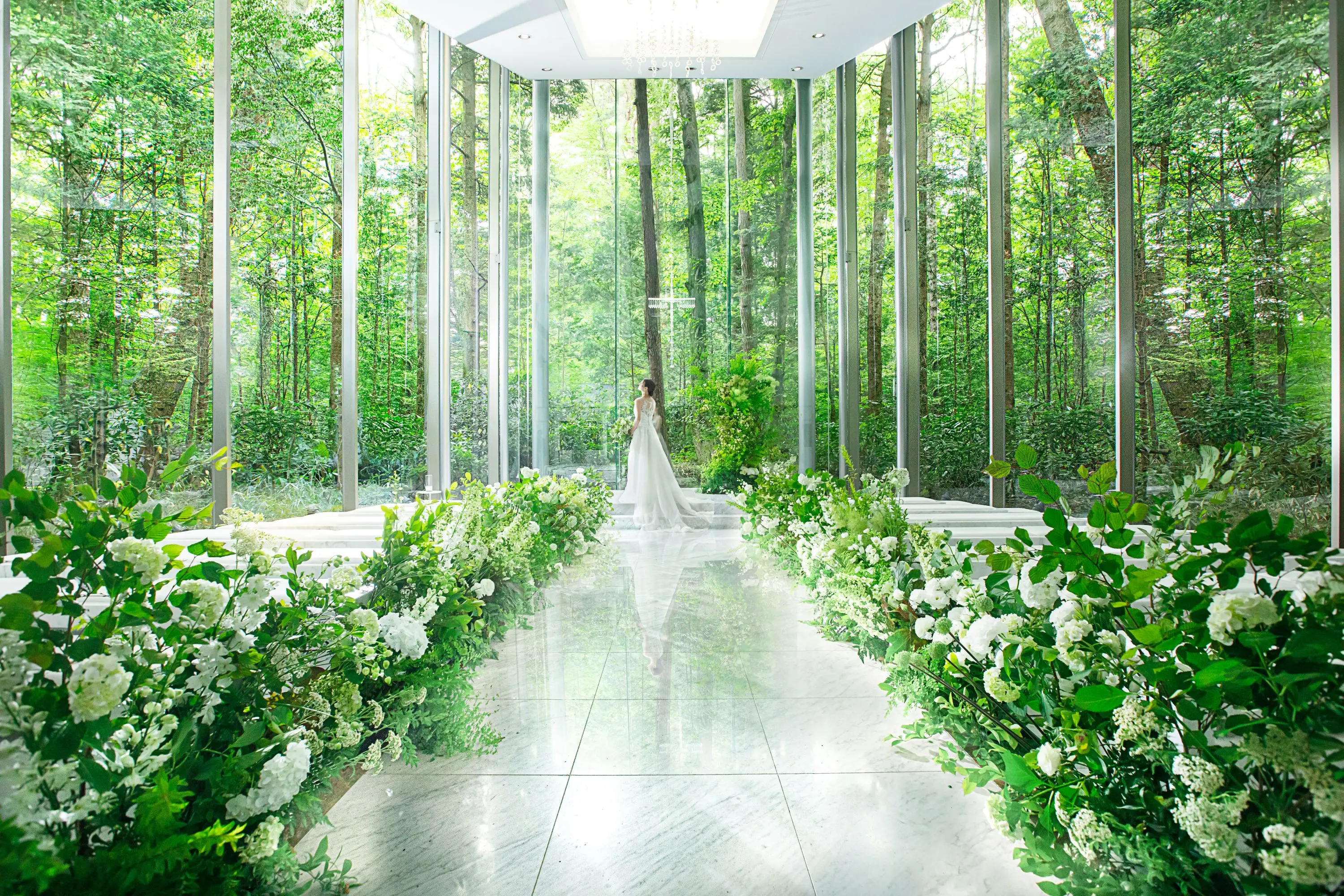 アネーリ軽井沢【日本の美しいチャペル １００選】に４年連続で選ばれました。記念プランはこちらから