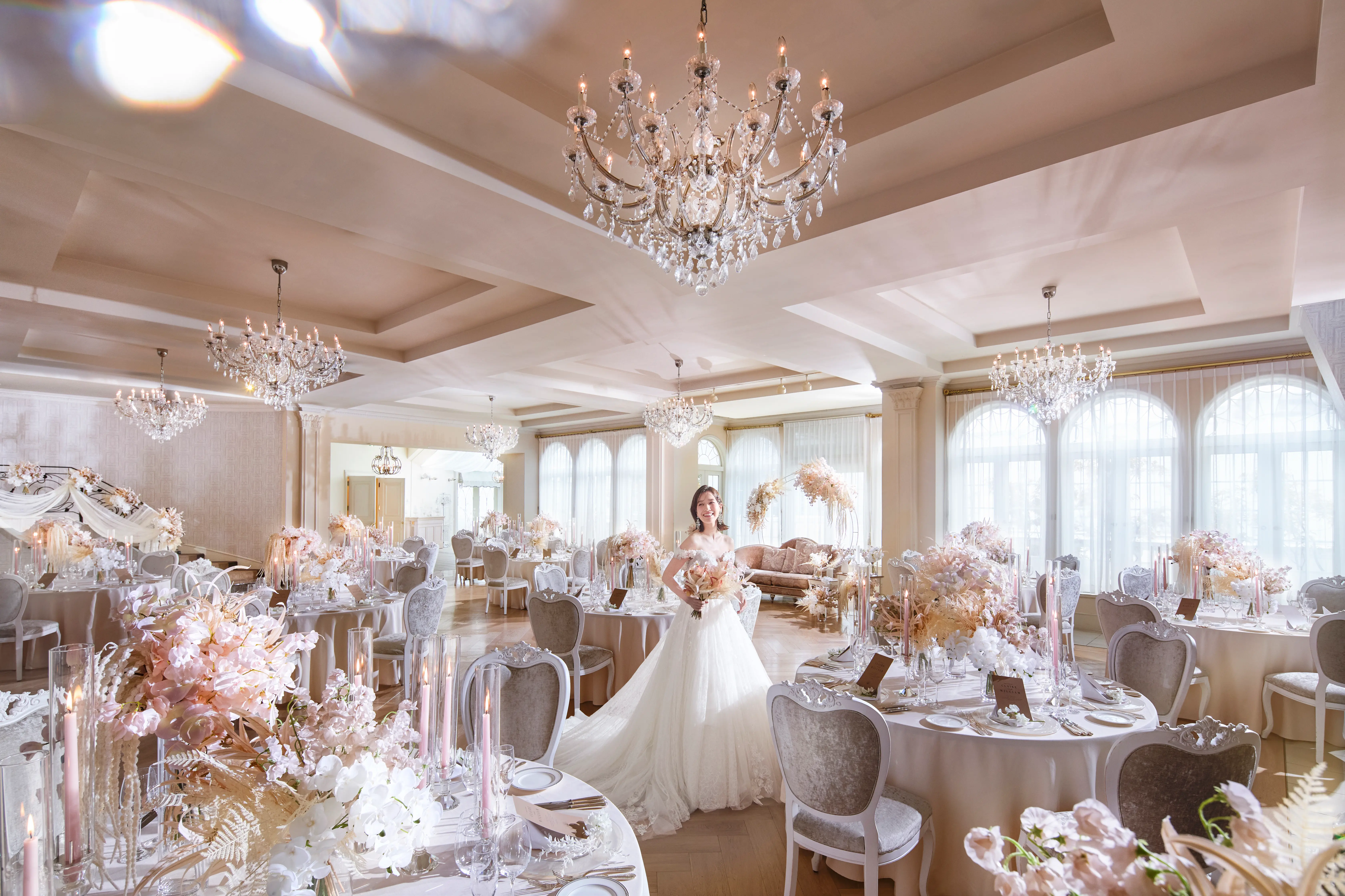 【1件目見学のカップル限定】最大18万円相当の挙式料金を全額プレゼント＆ドリンクプランランクアップ