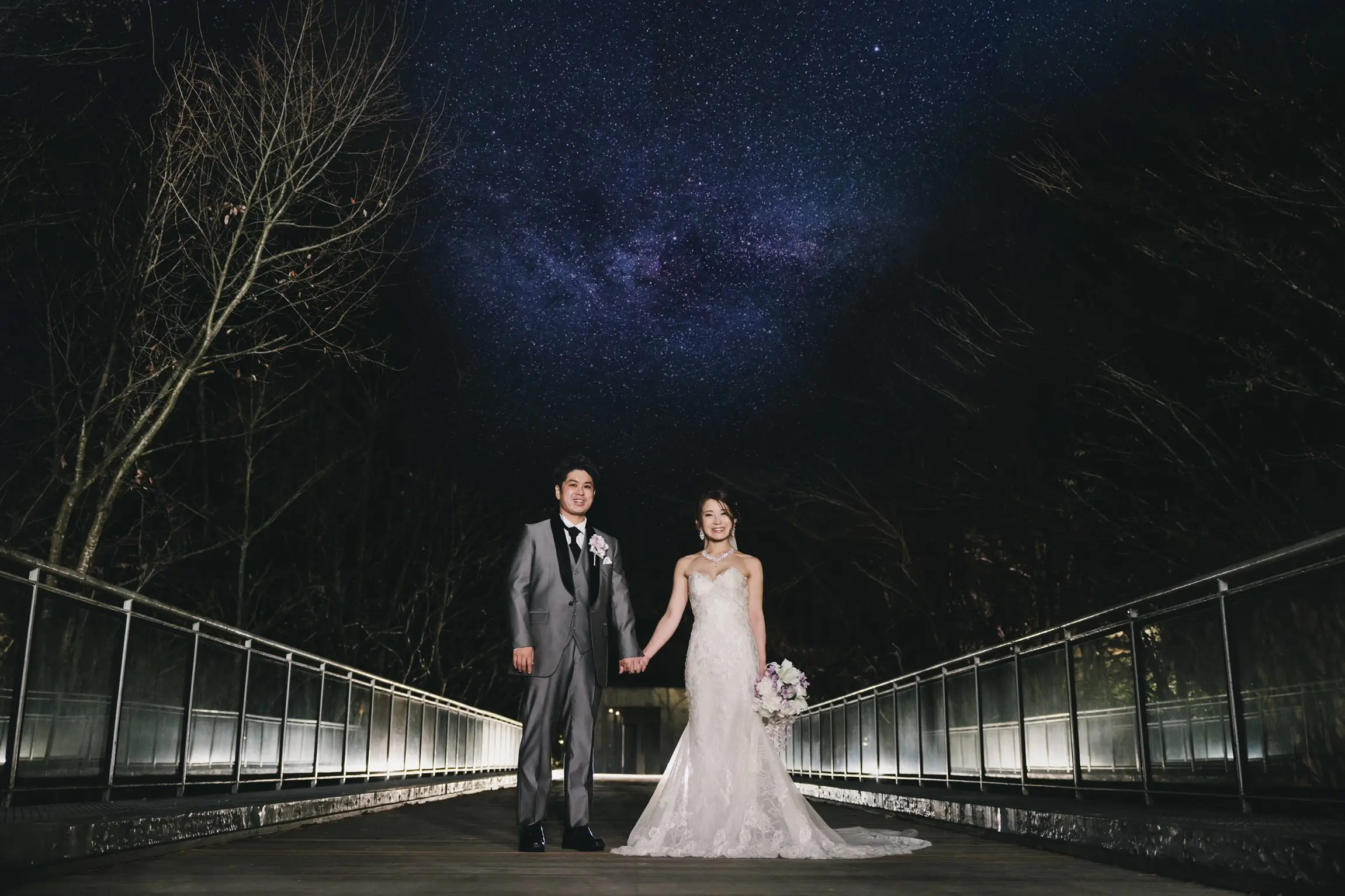 ウェディングベール　石の教会 何度でも訪れたい思い出の地で憧れを叶えた結婚式 - 石の教会