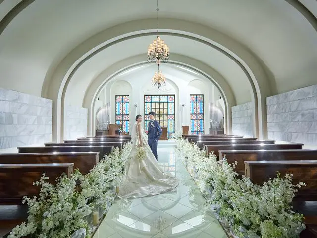 ソンブルイユ OSAKA WEDDINGの挙式会場