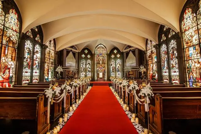 セント ラファエロチャペル御堂筋の挙式会場