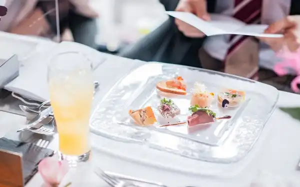 広島市中区でレストランウェディングの結婚式をするなら みんなのウェディング