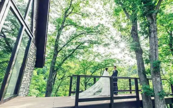軽井沢で少人数での結婚式 親族婚 なら みんなのウェディング 軽井沢で少人数での結婚式 親族婚 なら みんなのウェディング