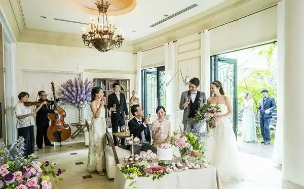 軽井沢でファミリーウェディング パパママ婚 ができる結婚式場 みんなのウェディング