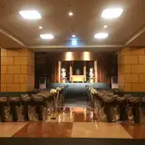 ロビー奥で挙式ができるようだった