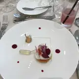 フルーツとサーモンの前菜