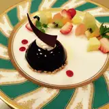 披露宴のデザート。チョコレートケーキ。