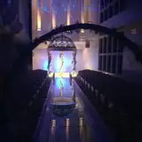 室内の挙式場