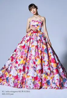 M Mika Ninagawa エム ミカニナガワ のウェディングドレス ブライダル衣装