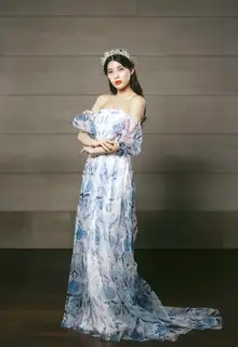 Temperley London(テンパリー・ロンドン) のウェディングドレス