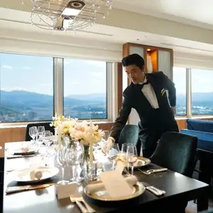 【スイートルーム｜家族婚】挙式＆選べるスイートルーム食事会