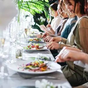 【2026年9月まで｜10名：53万円】直前会食プラン