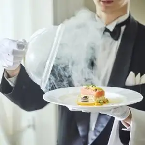 ＜家族挙式＞ご親族だけで会場貸切にしてお料理中心のパーティー