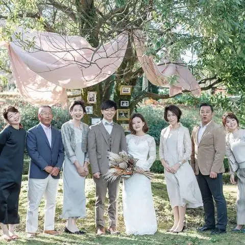 10名 500 000円 少人数婚応援キャンペーン 挙式 会食 家族結婚式プラン プリムローズガーデン森と水の教会 みんなのウェディング