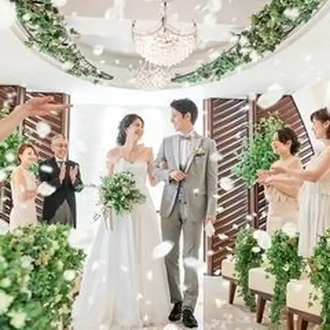 一律 73 700円 好立地 横浜元町で叶う 7万3700円挙式プラン 小さな結婚式 横浜店 みんなのウェディング