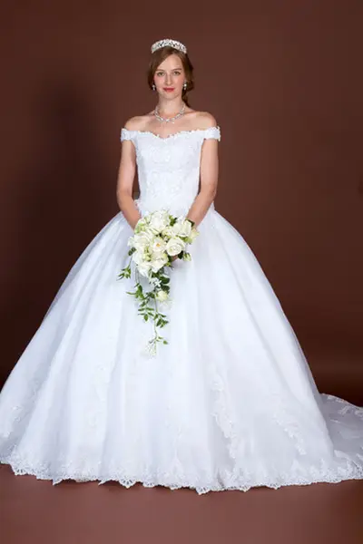 10枚目 ライラック￥128000（税別）リボン付