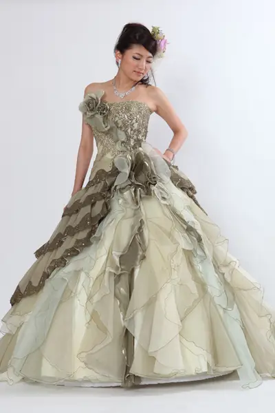 美品　カラードレス　ウェディング　グレー KH-0486 グレー – カラードレス | ブライダルナガノ