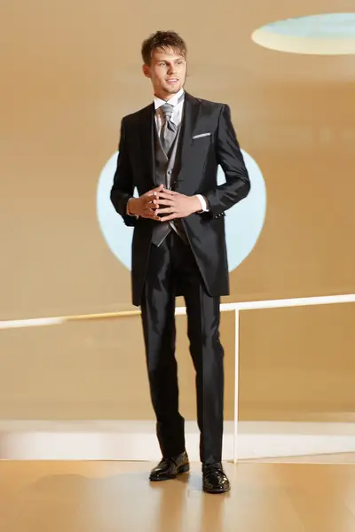 23枚目 LONG TUX 5018B