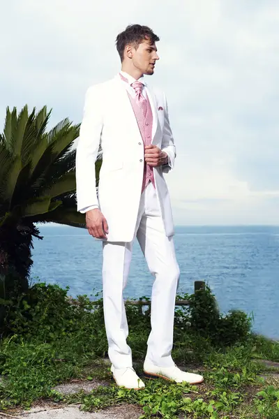 12枚目 LONG TUX 5024OW