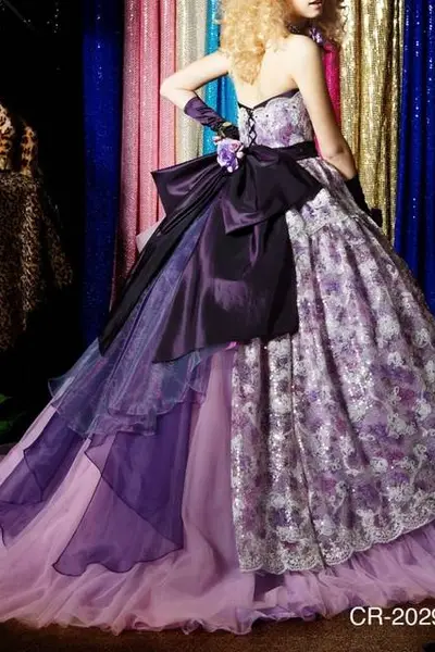 パープル×ブラック　カラードレス 紫・パープル系のカラードレス byみんなのウェディング（6ページ目）