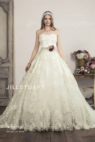 JILLSTUART(ジルスチュアート) のウェディングドレス・ブライダル衣装一覧