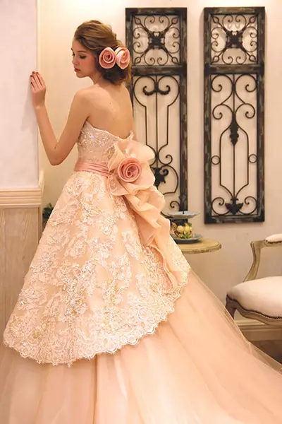 ピンク系のカラードレス byみんなのウェディング（13ページ目） 