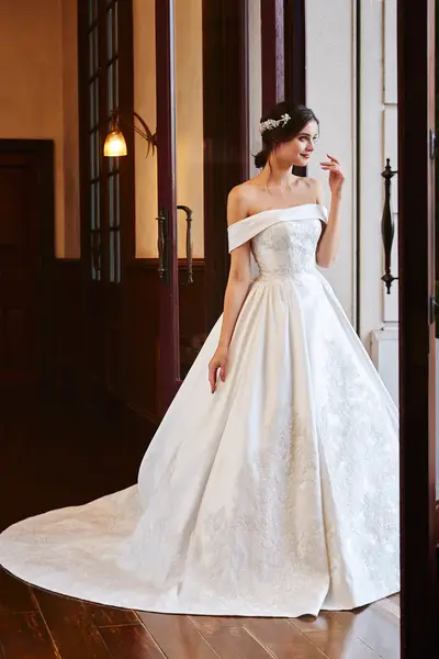 24枚目 Jena ジェナ