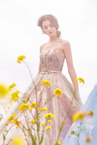 13枚目 Tina ティナ