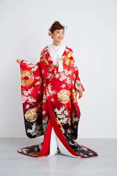 9枚目 赤黒花丸