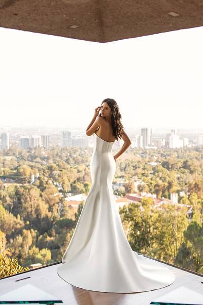 17枚目 PRONOVIAS 2022 collection DAY