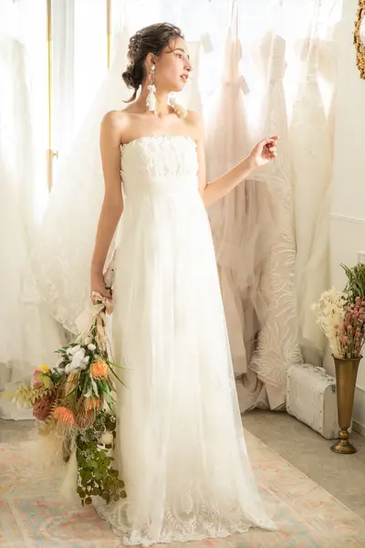 22枚目 white lace empire dress