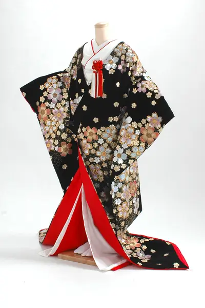 赤色 鶴と花模様の正絹打掛　牡丹 赤色 鶴と花模様 シルク 色打掛