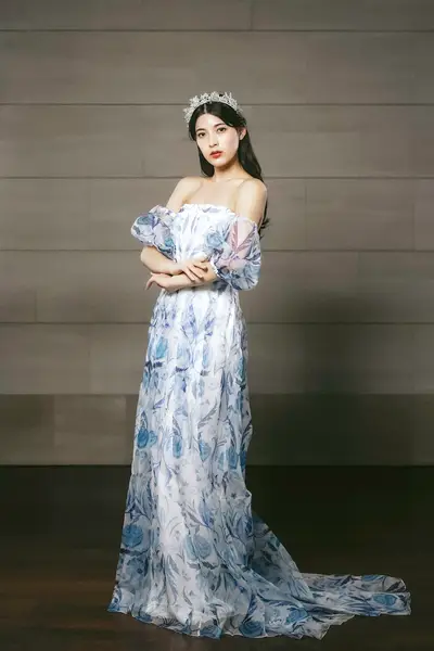 24枚目 25YAZE54670　URSULA