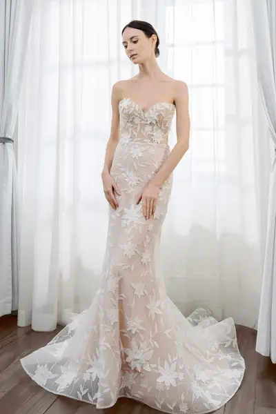 25枚目  Gabriella with OverSkirt