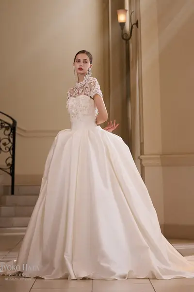 KIYOKO HATA(キヨコハタ) のウェディングドレス・ブライダル衣装一覧