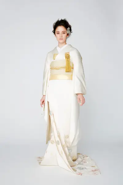 1枚目 花音（Couture Garden 結）