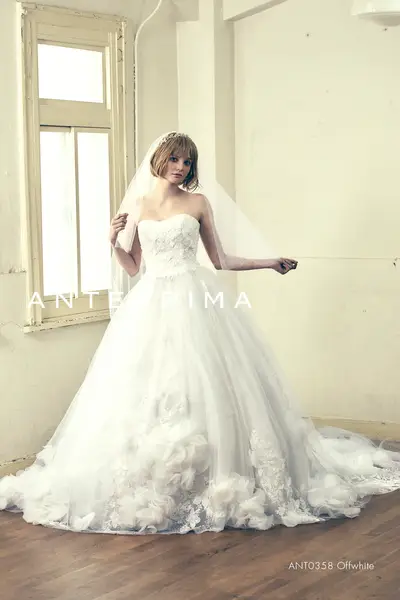 ANTEPRIMA(アンテプリマ) のウェディングドレス・ブライダル衣装一覧